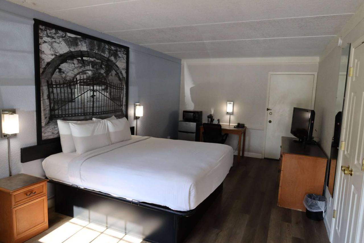 Super 8 By Wyndham Austin South I-35 Hotel Luaran gambar