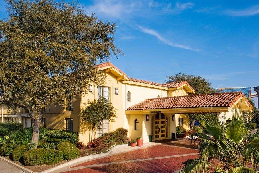 Super 8 By Wyndham Austin South I-35 Hotel Luaran gambar