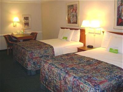 Super 8 By Wyndham Austin South I-35 Hotel Luaran gambar
