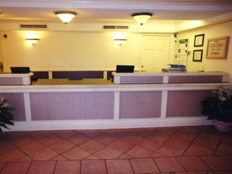 Super 8 By Wyndham Austin South I-35 Hotel Luaran gambar